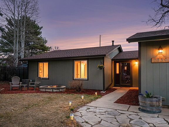 3rd image of 2539 Hillrose Ct
