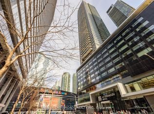 55 Bremner Blvd #4307, Toronto, ON M5J 0A6