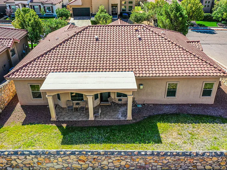 6459 Snowheights Ct — Photo 17