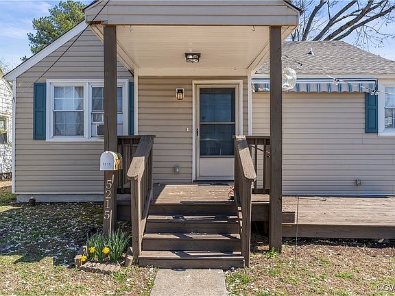 3rd image of 5215 Bloomingdale Ave