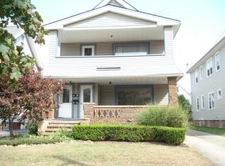 2151 Bunts Rd #UP, Lakewood, OH 44107