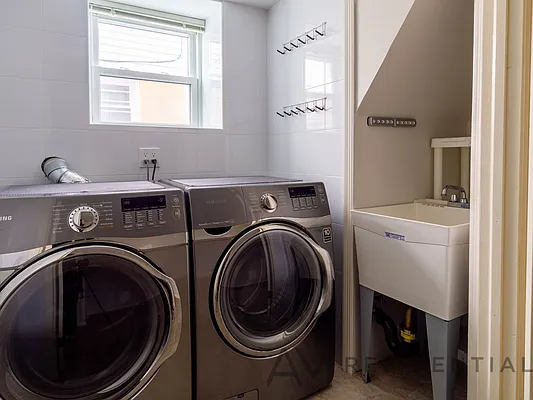 Rented by AM Residential | media 12
