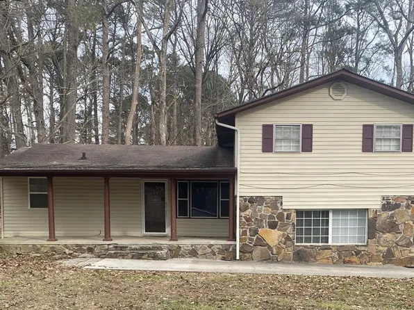 1537 Shady Ln, Dalton, GA 30721