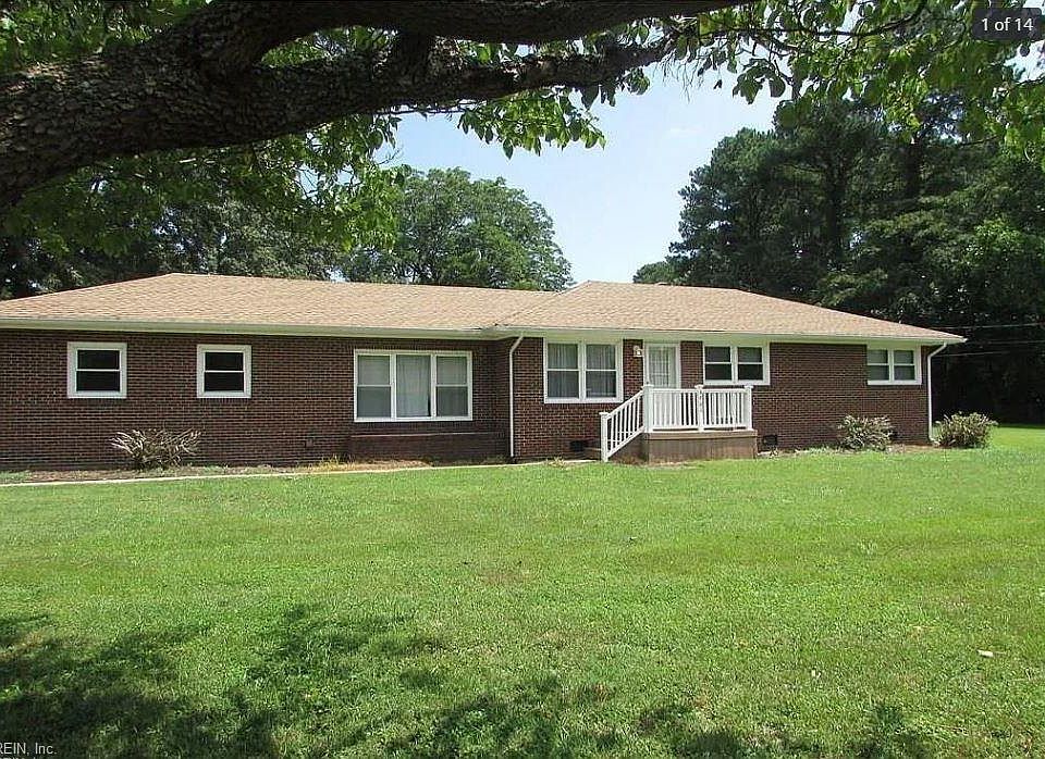 1st image of 4901 Farrington Dr