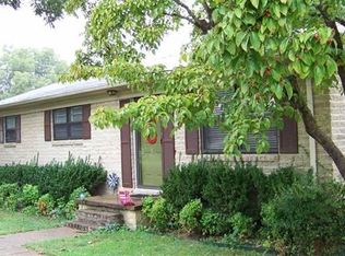 103 Sivley Dr, Falkville, AL 35622