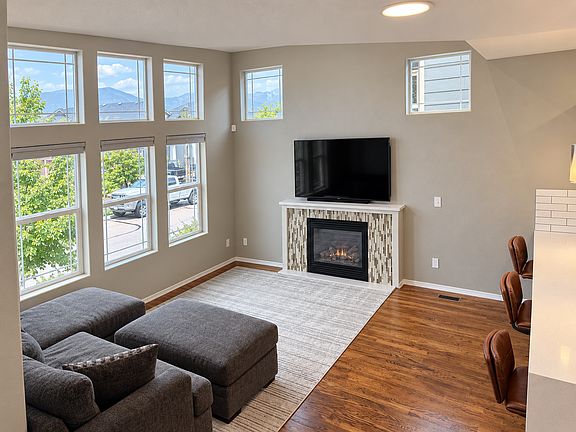 4th image of 1713 Grand Overlook St