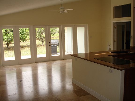 Perfect Bistro Table & Chairs