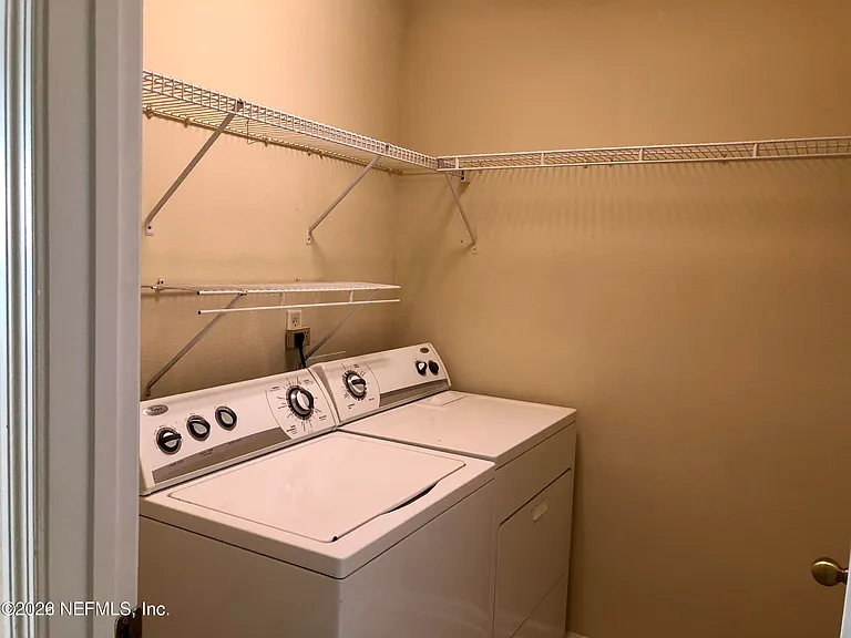 5749 Parkstone Crossing Dr — Photo 20