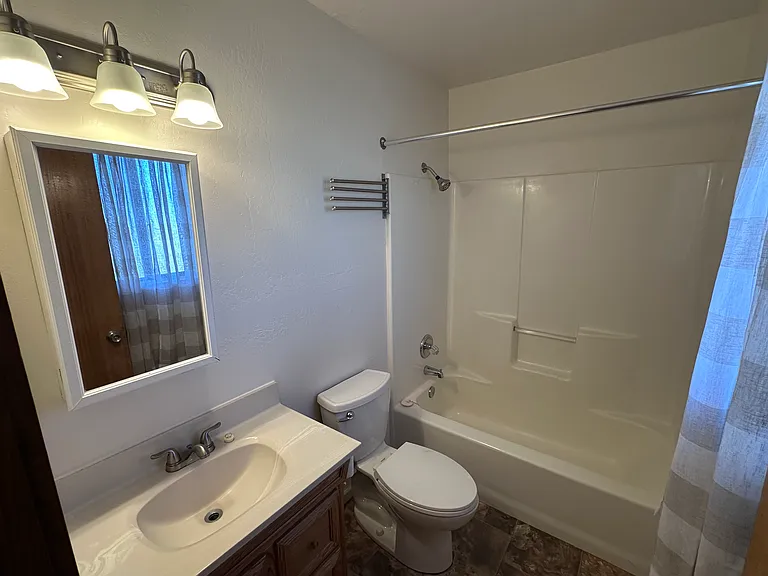 3021 N Castle Dr — Photo 7