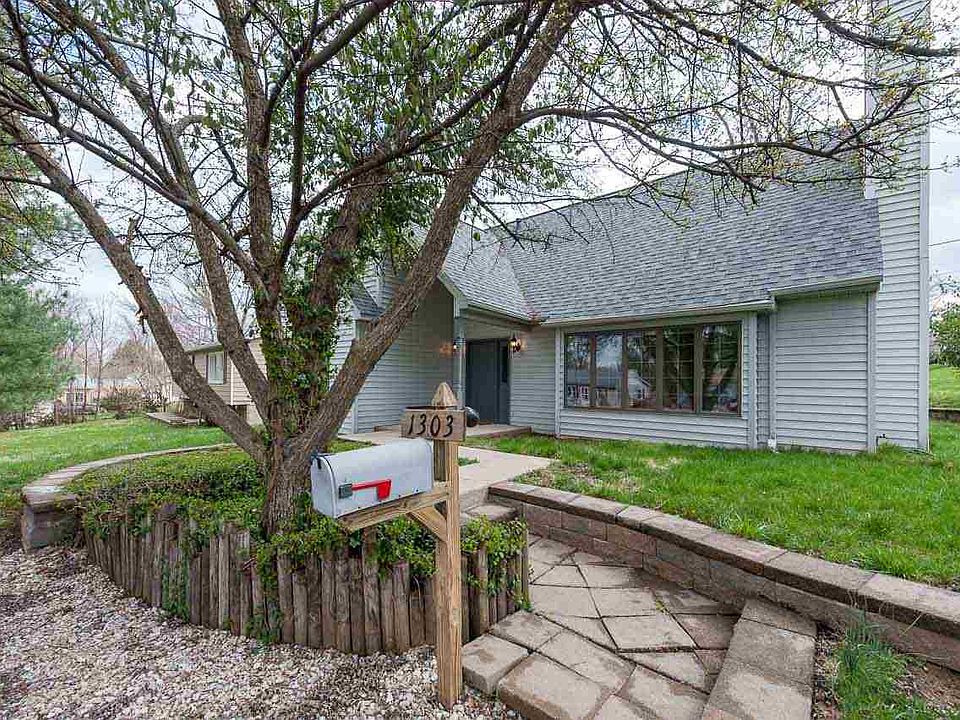 1st image of 1303 S Park Ave