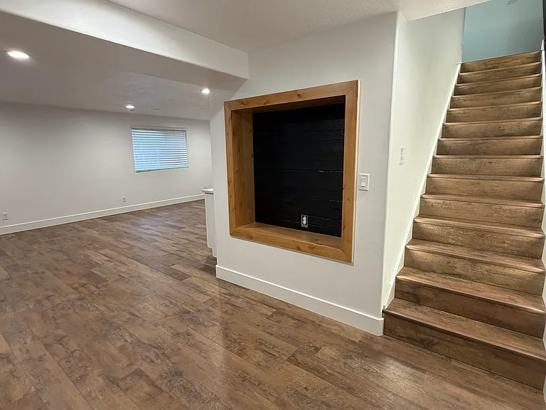 923 W 2100 N — Photo 7