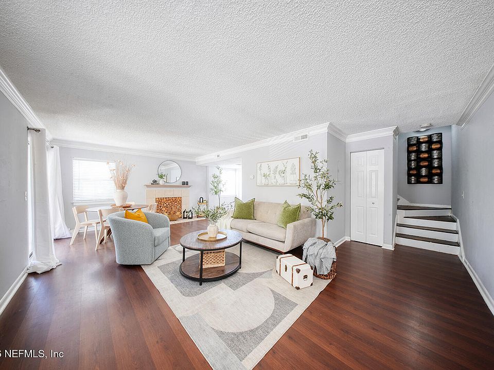 1st image of 100 FAIRWAY PARK Boulevard #2102