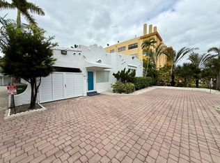 340 NE 125th St #1, Miami, FL 33161