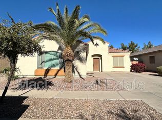 914 E Cherry Hills Dr, Chandler, AZ 85249