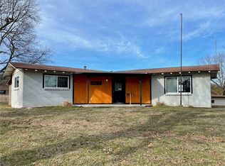 13784 Hogeye Rd, Prairie Grove, AR 72753