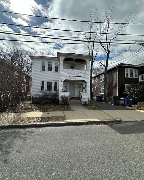 2nd image of 110 Knoll St