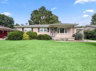 4113 Burrell Dr, Shively, KY 40216