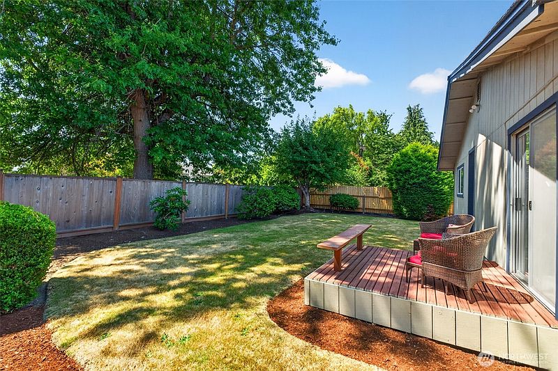 4th image of 1514 52nd Street NE