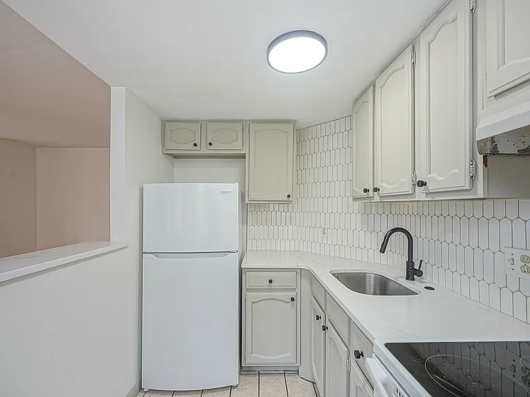 1714 S 4th St #2F — Photo 6