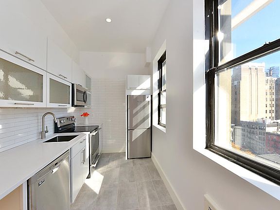 3rd image of 232 E 12th St APT 10E