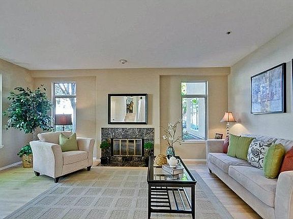 3rd image of 744 Ramona St #3