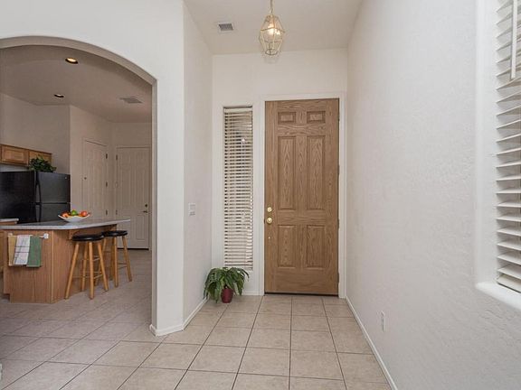 3rd image of 6904 E Yellowglen Dr