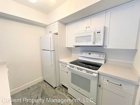 3rd image of 1452 Wildwood Lakes Blvd APT A101