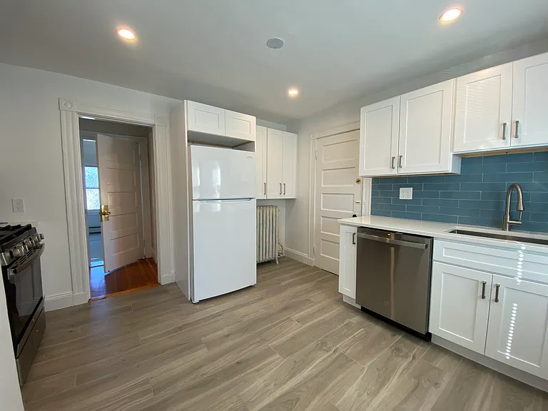 91 Wallingford Rd #3 — Photo 3