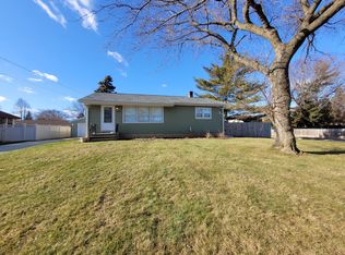 8906 32nd Ave, Kenosha, WI 53142