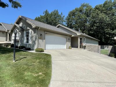 1048 Hemingway Ln, Traverse City, MI, 49686