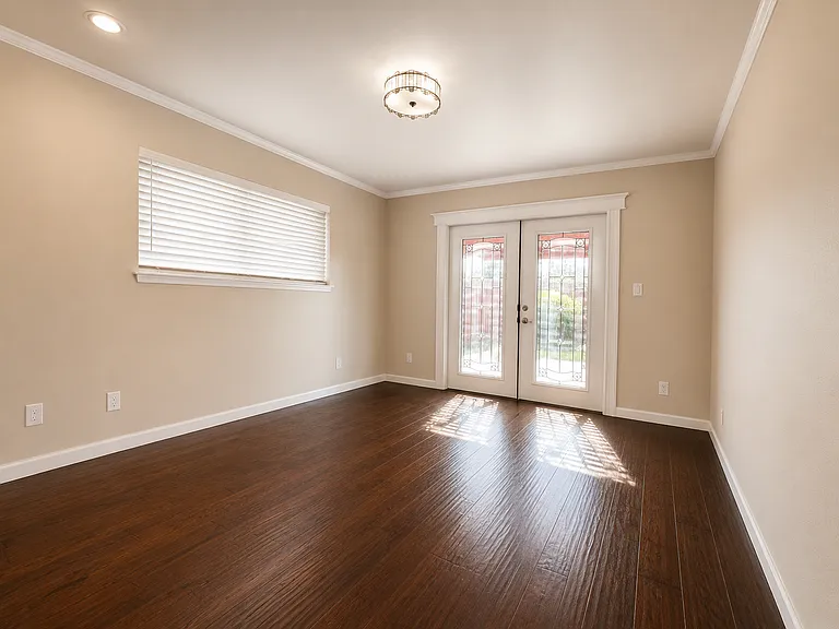 1079 Bradford Dr — Photo 11