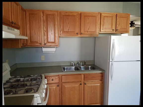 5th image of 1020 W 5th St APT 2