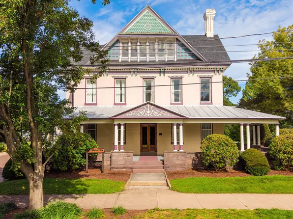 3 E 5th St, Bloomsburg, PA 17815