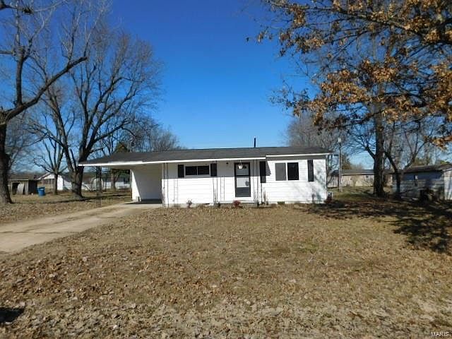 1st image of 336 Circle Dr