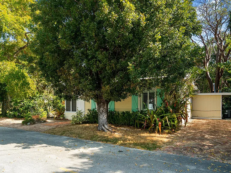 13 Pirates Dr — Photo 22