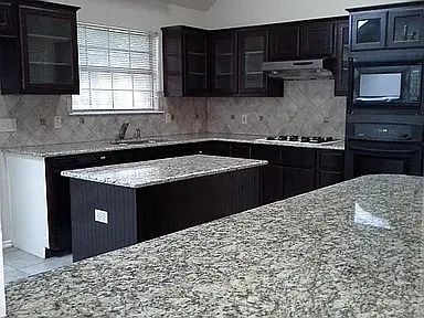 3800 Rocky Ford Dr — Photo 4