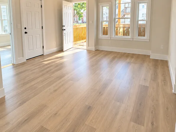 44 Central St, 44 Central St #1, Claremont, NH 03743