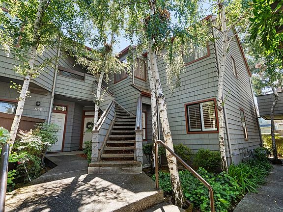 4th image of 1156 Shoreline Dr