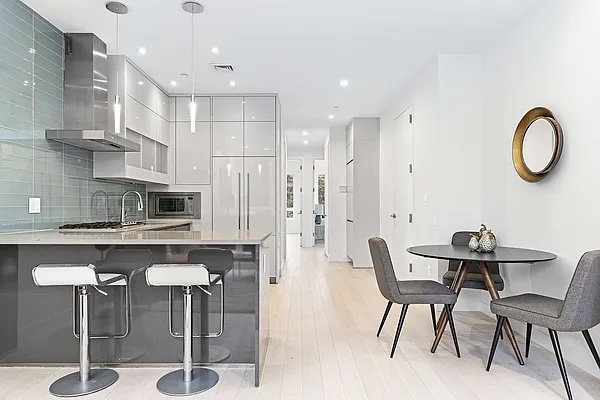 Sold by Compass | media 23