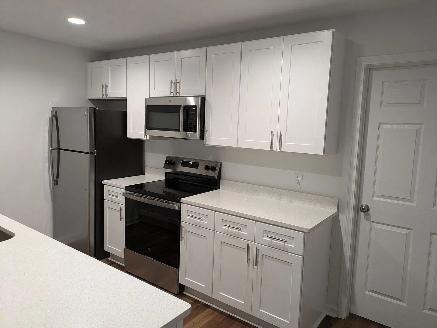 210 Charleston Drive — Photo 2