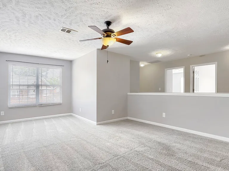 1235 Bainbridge Dr — Photo 9