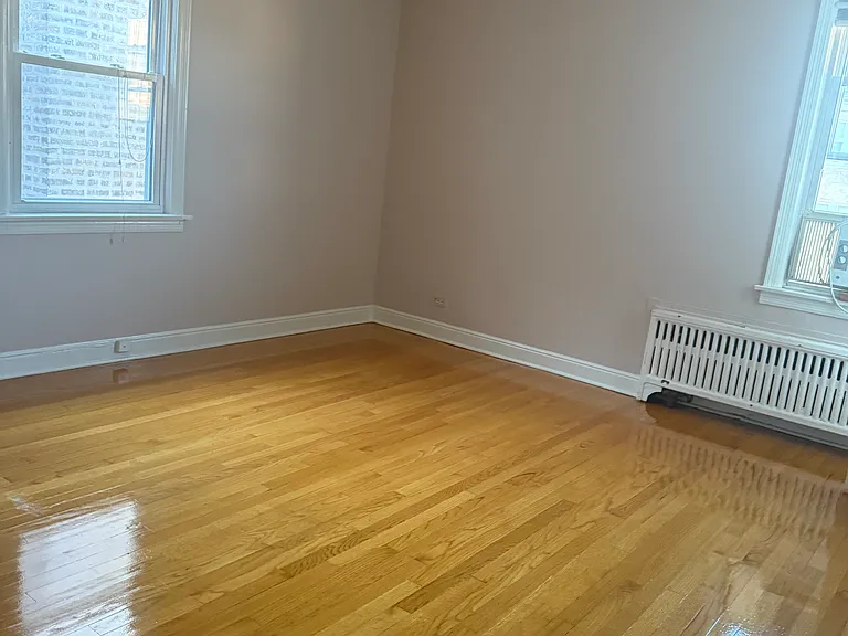 2640 W Greenleaf Ave #3 — Photo 9