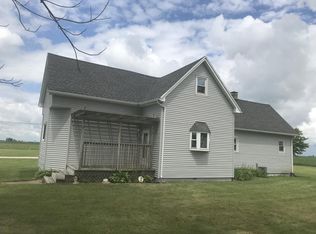 16019 N 1100th St, Paris, IL 61944