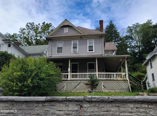 655 Washington Ave, Tyrone, PA 16686