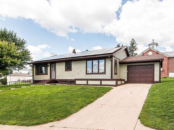 101 1st St SE