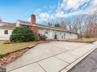 110 E Crestwood Ave, Somerdale, NJ 08083