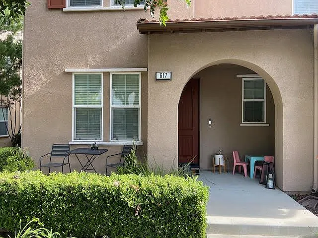 617 Forest Park Blvd — Photo 1