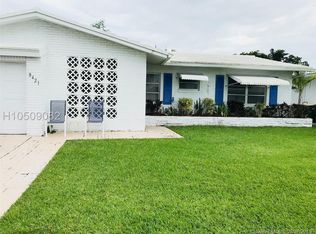 8421 NW 59th St, Tamarac, FL 33321