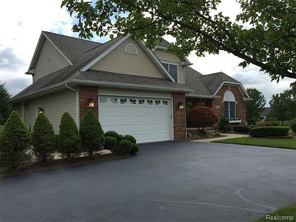 4th image of 29488 Emelbe Dr