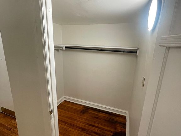 5th image of 4609 Cedar Ave APT A2